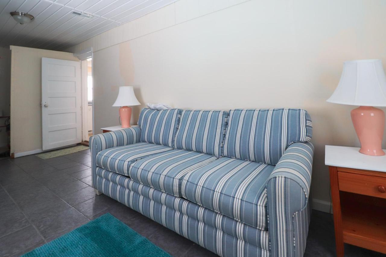 Loris Landing Cottage Миртъл Бийч Екстериор снимка